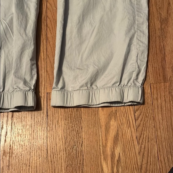 Signal Gray Elastic Waistband Capri Pants Relaxed Fit - Picture 6 of 14